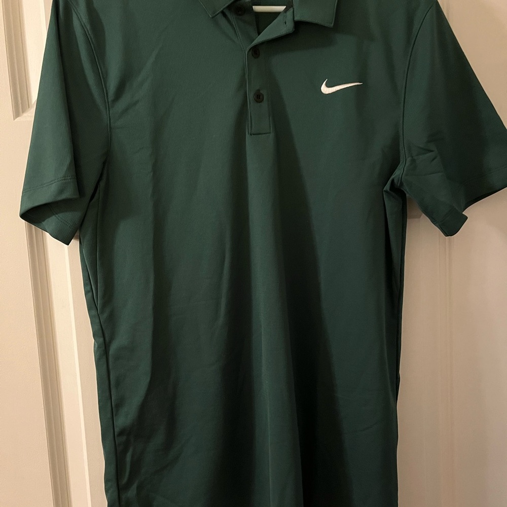 Nike Men's Green Polo Shirt